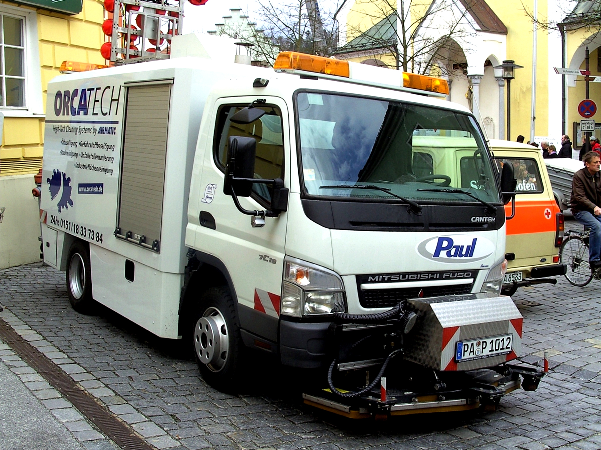 Mitsubishi Fuso Canter FE150C1